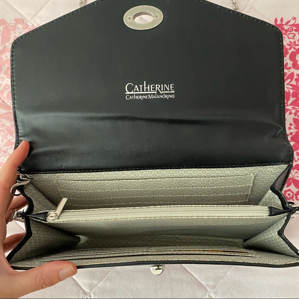 Catherine Malandrino Black Floral Appliqué Crossbody & Clutch - Picture 4 of 12